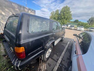 1992 Toyota Hilux Surf II Рестайлинг, чёрный, 350000 рублей, вид 3