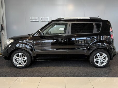 2010 Kia Soul I, чёрный, 859000 рублей, вид 4