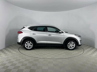 2019 Hyundai Tucson III Рестайлинг, серебристый, 2085000 рублей, вид 4