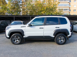 2023 Lada (ВАЗ) Niva Travel I, белый, 1119000 рублей, вид 3