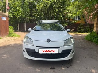 2011 Renault Megane III, белый, 700000 рублей, вид 1