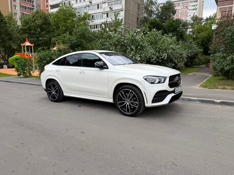 2020 Mercedes-Benz GLE Coupe 400 d II (C167), белый, 7690000 рублей, вид 3