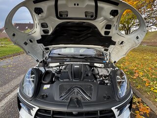 2021 Porsche Macan GTS I Рестайлинг, белый, 6300000 рублей, вид 4