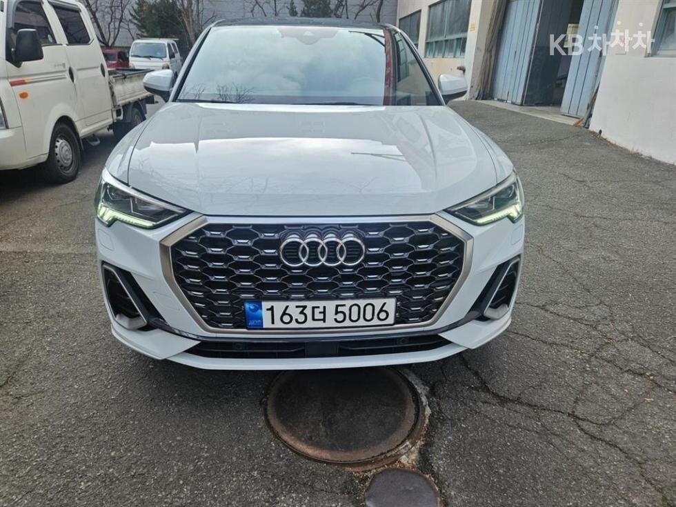 Открыть фотографии: Audi Q3 II (F3)