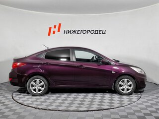 2013 Hyundai Solaris I, фиолетовый, 799000 рублей, вид 4