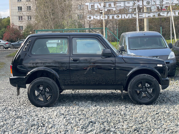 2025 Lada (ВАЗ) Niva Legend I, чёрный, 1129000 рублей - вид 3