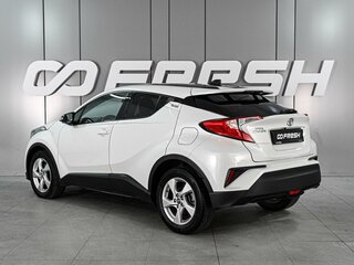 2018 Toyota C-HR I, белый, 2250000 рублей, вид 2