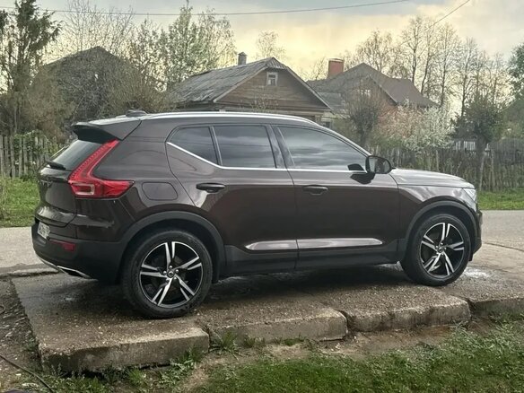 2019 Volvo XC40 I, коричневый, 2850000 рублей - вид 7
