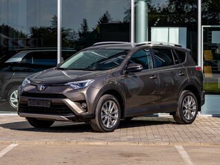 2017 Toyota RAV4 IV (XA40) Рестайлинг, коричневый, 1875000 рублей, вид 1