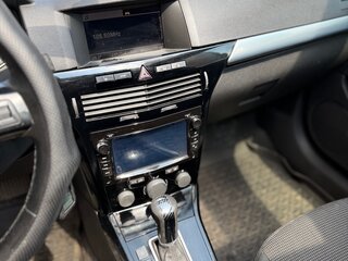 2010 Opel Astra GTC H Рестайлинг, голубой, 680000 рублей, вид 5