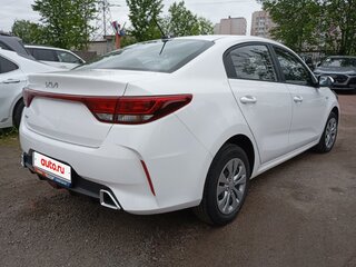 2021 Kia Rio IV Рестайлинг, белый, 1516200 рублей, вид 3