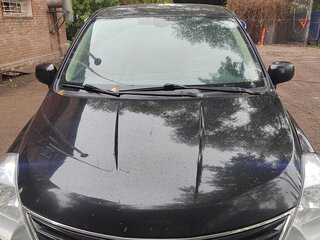 2011 Nissan Tiida I Рестайлинг, чёрный, 750000 рублей, вид 1