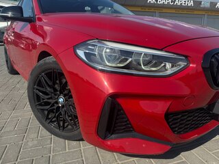 2022 BMW 1 серии 120i III (F52) Рестайлинг, красный, 1850000 рублей, вид 2