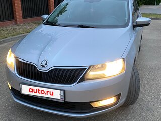 2018 Skoda Rapid I Рестайлинг, серебристый, 1540000 рублей, вид 3