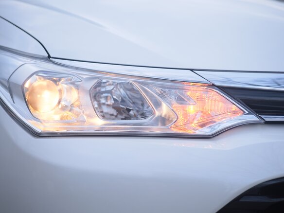 2017 Toyota Corolla Fielder XI (E160, E170, E180) Рестайлинг 1, белый, 1330000 рублей - вид 13