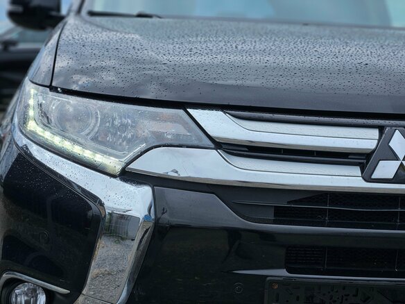 2017 Mitsubishi Outlander III Рестайлинг 2, чёрный, 1825000 рублей - вид 9