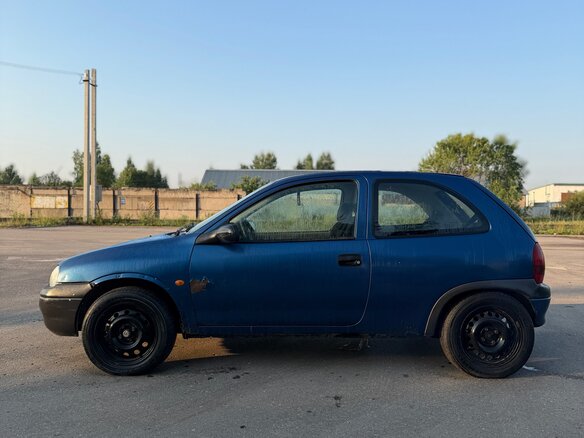 1998 Opel Corsa Euro 2 B, синий - вид 3