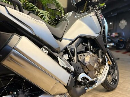 2025 Honda CRF 1100L Africa Twin, серый, 2550000 рублей, вид 3