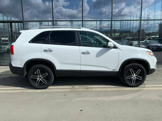 2011 Kia Sorento II, белый, 1040000 рублей, вид 4