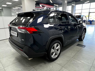 2020 Toyota RAV4 V (XA50), синий, 3150000 рублей, вид 3