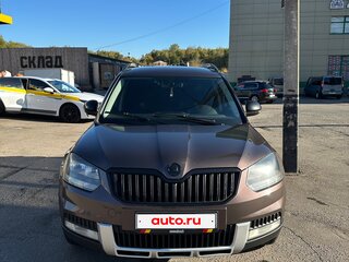 2016 Skoda Yeti I Рестайлинг, коричневый, 1290000 рублей, вид 2