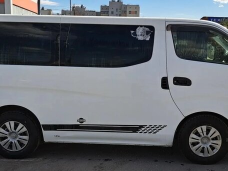 2015 Nissan NV350 Caravan, белый, 2175000 рублей, вид 5