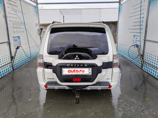 2014 Mitsubishi Pajero IV Рестайлинг 2, белый, 2200000 рублей, вид 4