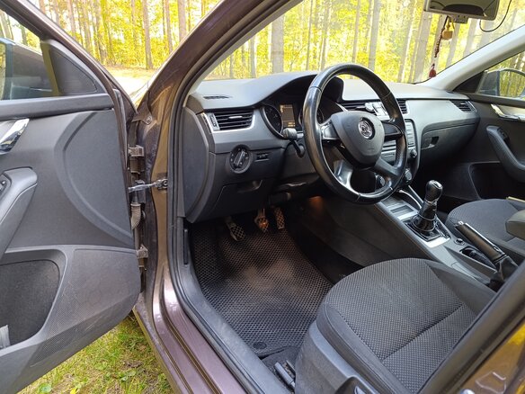 2014 Skoda Octavia III (A7), коричневый - вид 6