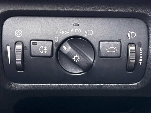 2013 Volvo V40 Cross Country I, чёрный, 1299000 рублей - вид 24