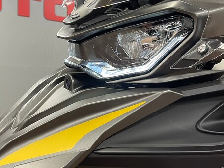 2026 QJMotor SRT 900 S, серый, 859000 рублей, вид 4
