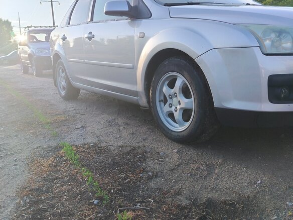 2006 Ford Focus II, серебристый, 405000 рублей - вид 2