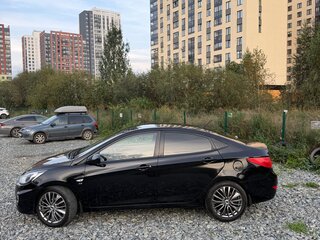 2012 Hyundai Solaris I, чёрный, 650000 рублей, вид 3