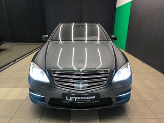 2013 Mercedes-Benz S-Класс 500 V (W221) Рестайлинг, серый, 3490000 рублей, вид 2
