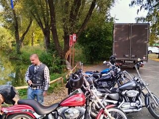 2005 Harley-Davidson Softail Standard, красный, 850000 рублей, вид 3