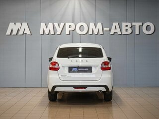 2025 Lada (ВАЗ) Granta I Рестайлинг, белый, 900000 рублей, вид 4