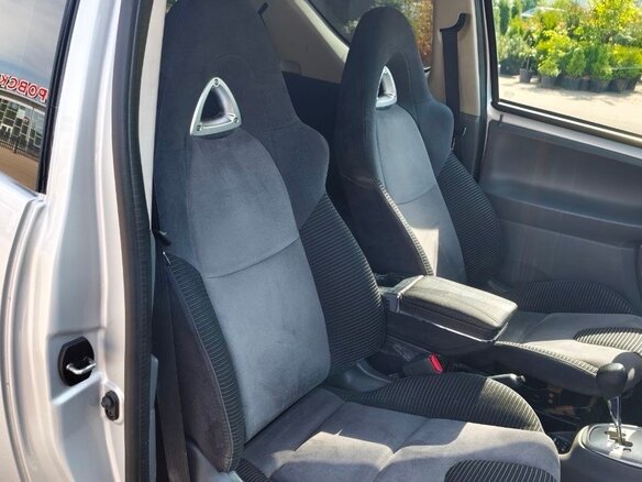 2007 Peugeot 107 I, серебристый, 700000 рублей - вид 9
