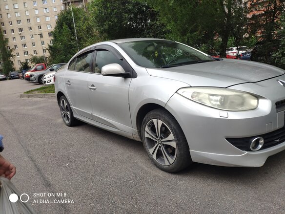 2012 Renault Fluence I, серебристый
