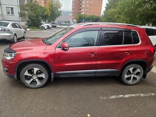 2012 Volkswagen Tiguan I Рестайлинг, красный, 1475000 рублей, вид 2
