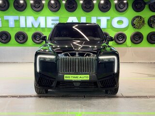 2025 Rolls-Royce Cullinan Black Badge I Рестайлинг (Series II), чёрный, 67900000 рублей, вид 3