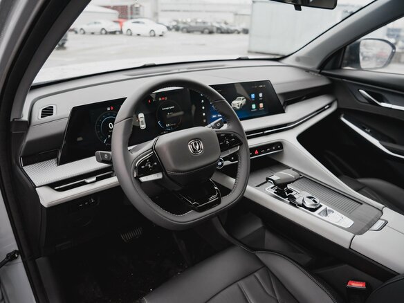 2025 Changan CS75 Plus III, серый, 3633201 рублей - вид 31