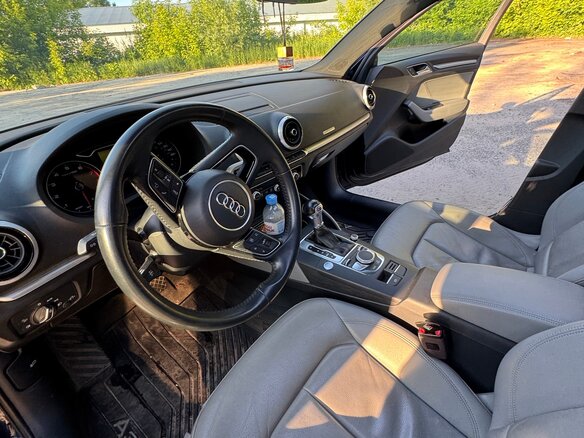 2019 Audi A3 III (8V) Рестайлинг, фиолетовый, 2300000 рублей - вид 13