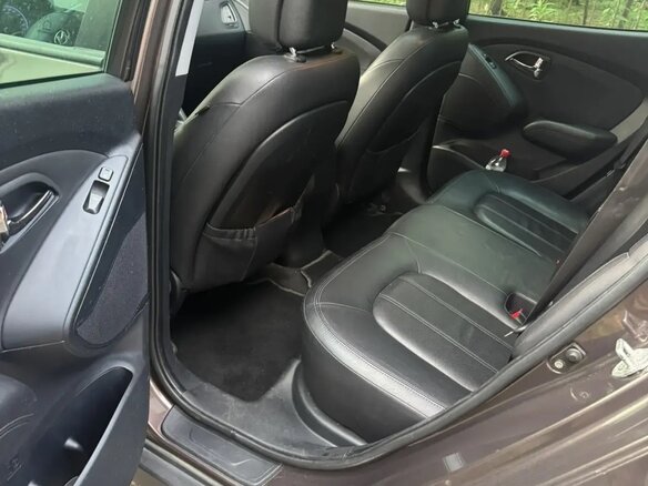 2011 Hyundai ix35 I, коричневый, 1200000 рублей - вид 10