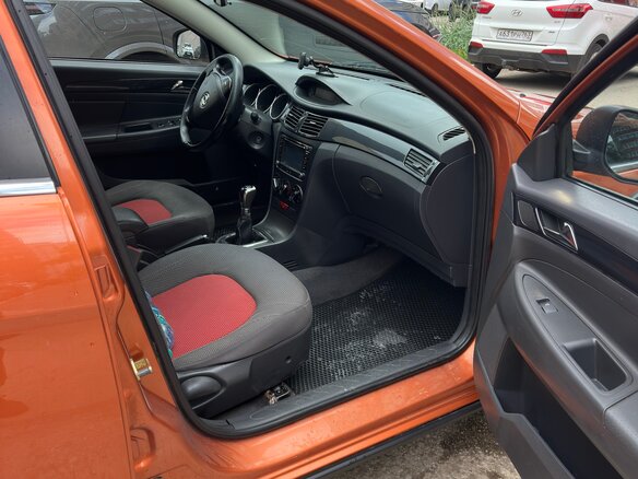 2015 Dongfeng H30 Cross, оранжевый, 440000 рублей - вид 8