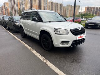 2017 Skoda Yeti I Рестайлинг, белый, 1200000 рублей, вид 1