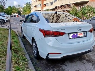 2017 Hyundai Solaris II, белый, 850000 рублей, вид 4