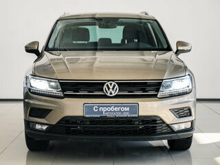 2018 Volkswagen Tiguan II, бежевый, 2580000 рублей, вид 2