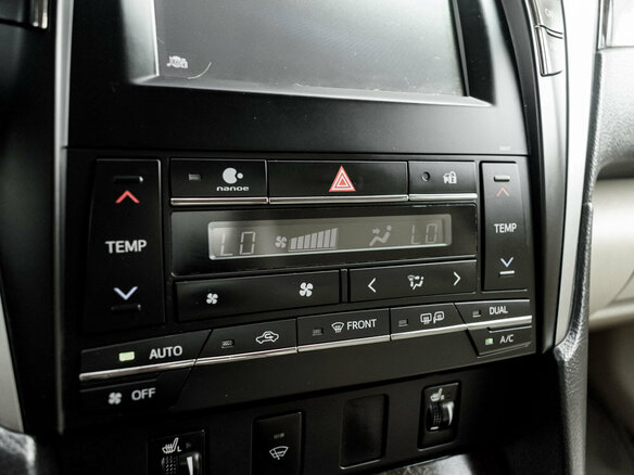 2016 Toyota Camry VII (XV50) Рестайлинг, чёрный - вид 21