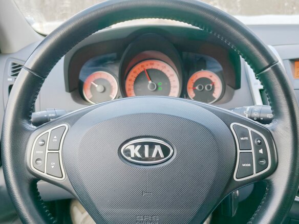 2009 Kia Ceed I, серебристый, 1300000 рублей - вид 13