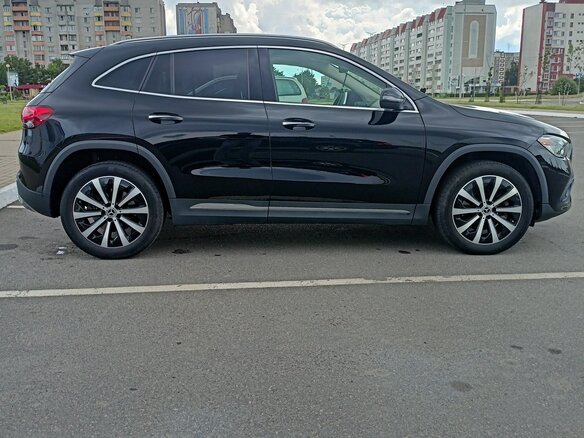 2022 Mercedes-Benz GLA 250 II (H247), чёрный, 2700000 рублей - вид 7