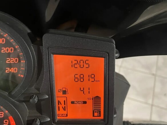 2018 BMW F 800 R, белый, 725000 рублей - вид 12